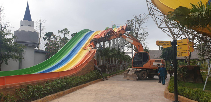 Vì sao công viên nước lớn nhất Hà Nội xây hoàng tráng xong bị đập bỏ? - Ảnh 1.