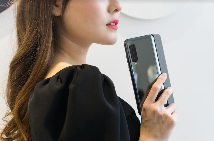 Galaxy Fold - bản tuyên ngôn đẳng cấp của giới siêu giàu - Ảnh 2.