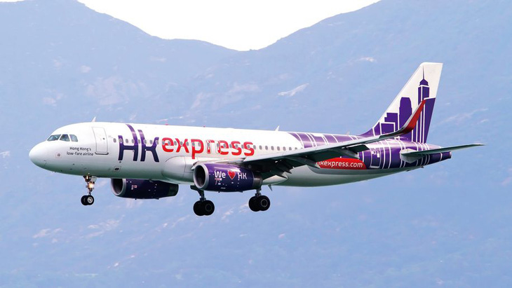 Hong Kong Express xin lỗi vì buộc khách thử thai mới cho lên máy bay - Ảnh 1.