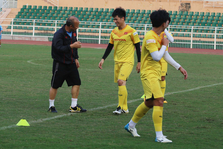 AFC công bố danh sách U23 châu Á, U23 Việt Nam không có Đình Trọng? - Ảnh 1.