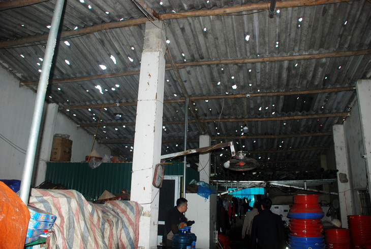 Hàng ngàn căn nhà bị ảnh hưởng nặng nề sau mưa đá - Ảnh 2.