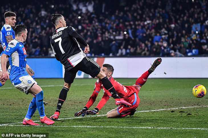 Ronaldo ghi bàn nhưng Juventus vẫn bại trận - Ảnh 1.