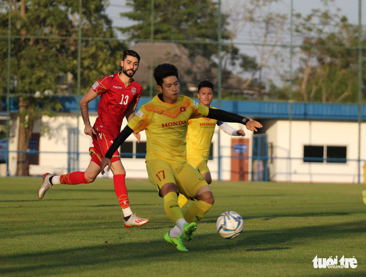 U23 Việt Nam chiếm ưu thế nhưng để thua Bahrain 1-2 trong trận đấu tập - Ảnh 1.