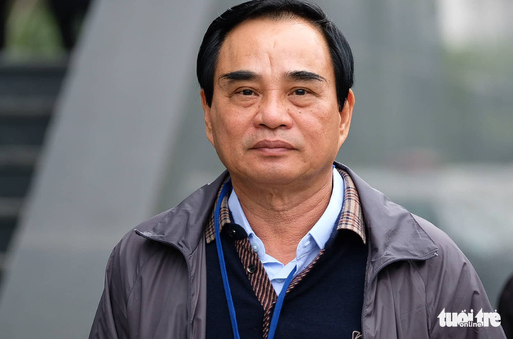 Cựu chủ tịch Đà Nẵng Văn Hữu Chiến: Bị cáo không tư lợi, chỉ vì tin cấp dưới - Ảnh 1.