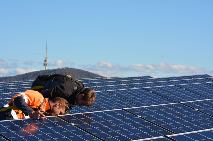 Thủ đô Canberra chuyển đổi sang sử dụng điện năng tái tạo - Ảnh 1.