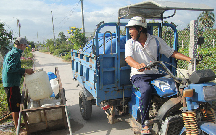 Miền Tây đối diện đợt hạn, mặn khốc liệt