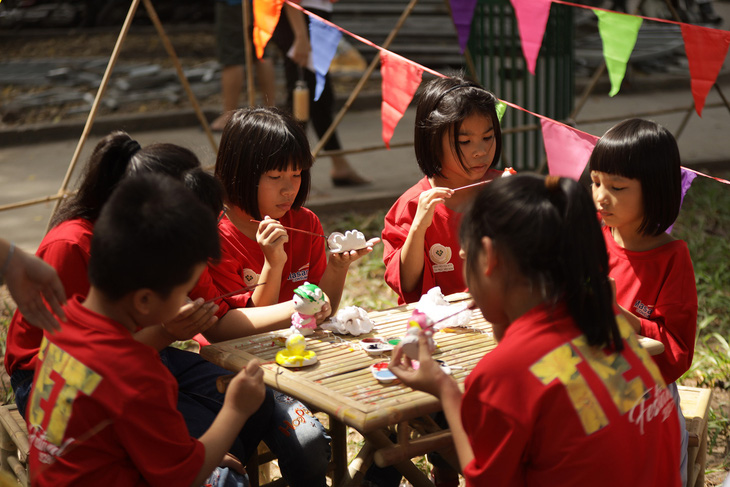 Hoạt động thiện nguyện ‘Tết trẻ em’ tại Lễ hội Tết Việt 2020 - Ảnh 4.