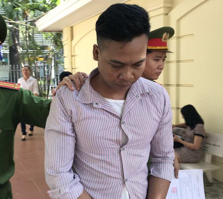 Tài xế người Campuchia gây tai nạn rồi bỏ trốn, lãnh 18 tháng tù - Ảnh 1.