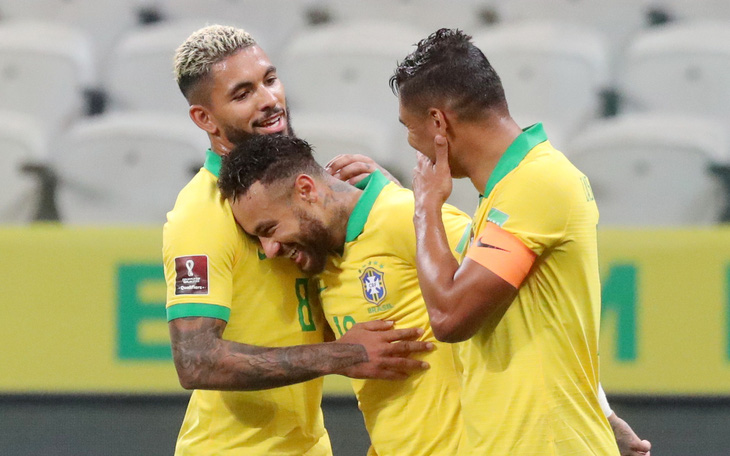 Xem Neymar 2 lần kiến tạo giúp Brazil thắng 