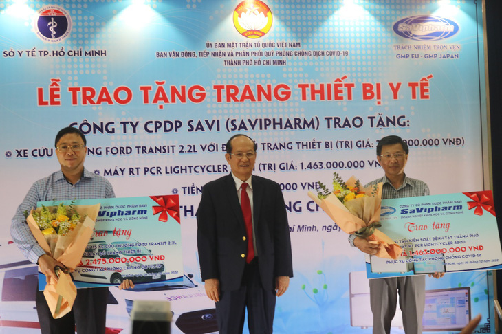 Tấm lòng vàng của SAVIPHARM - Trao tặng các thiết bị y tế trị giá 5 tỉ đồng cho sở y tế TP.HCM - Ảnh 1.