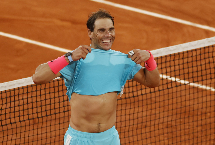Thắng gọn Djokovic, Nadal lần thứ 20 vô địch Grand Slam - Ảnh 2.