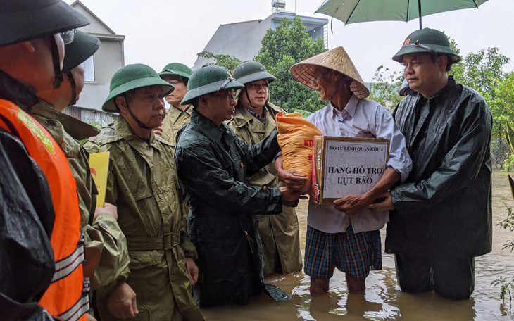 Bốn tỉnh miền Trung đề nghị cứu trợ khẩn cấp