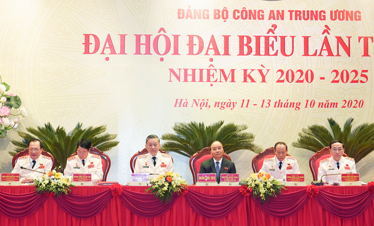 Thủ tướng Nguyễn Xuân Phúc dự, chỉ đạo Đại hội Đảng bộ Công an trung ương - Ảnh 4.