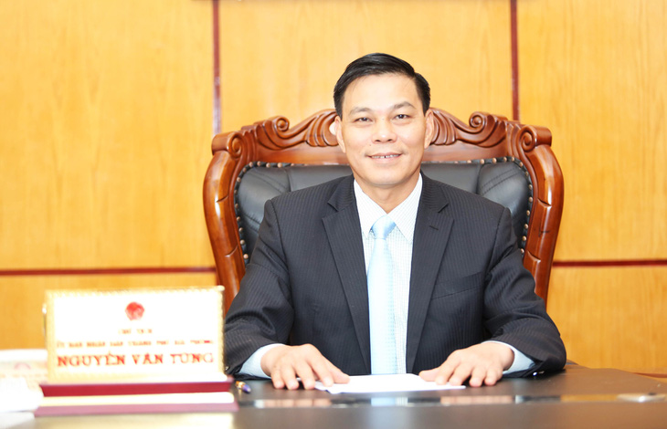 chu tich nguyen van tung (2)