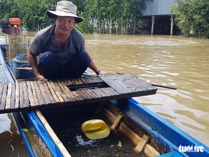 Lũ đầu nguồn ĐBSCL lên trở lại, mang theo nhiều cá tôm - Ảnh 3.