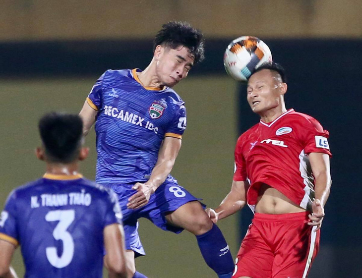 Đánh bại Bình Dương 1-0, Viettel giữ vững ngôi đầu - Ảnh 1.