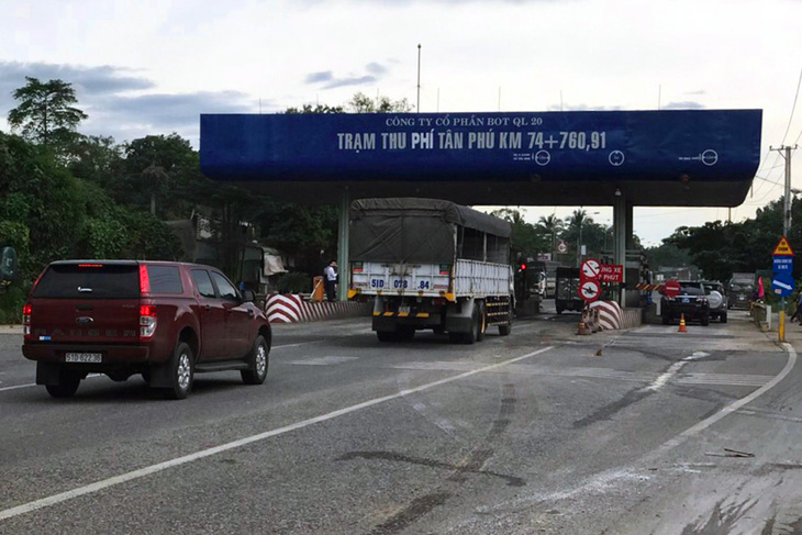Tạm dừng thu phí trạm BOT Tân Phú trên quốc lộ 20 - Ảnh 1.