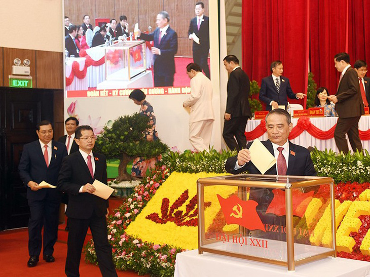 Ban chấp hành Đảng bộ TP Đà Nẵng khóa XXII với 51 người - Ảnh 1.