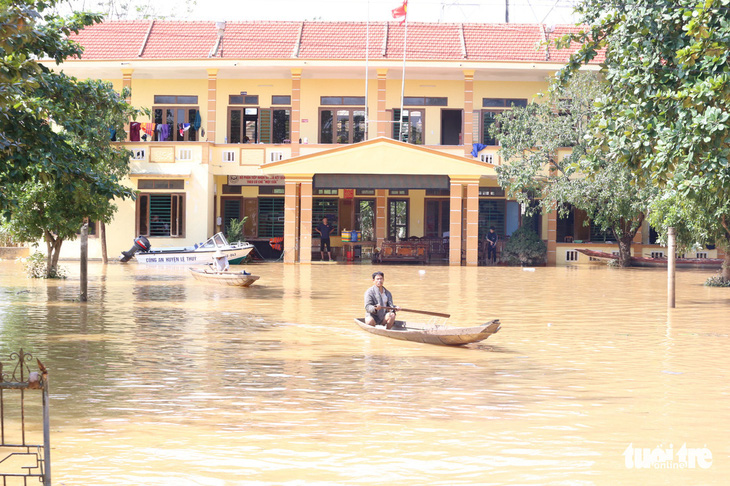 Hàn Quốc hỗ trợ 300.000 USD giúp Việt Nam khắc phục thiệt hại do mưa lũ - Ảnh 1.