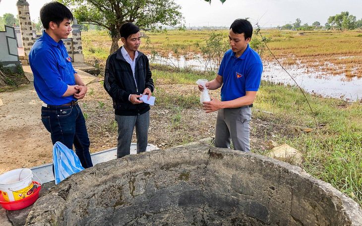 Xử lý nước giếng bị ô nhiễm tại các vùng lũ lụt
