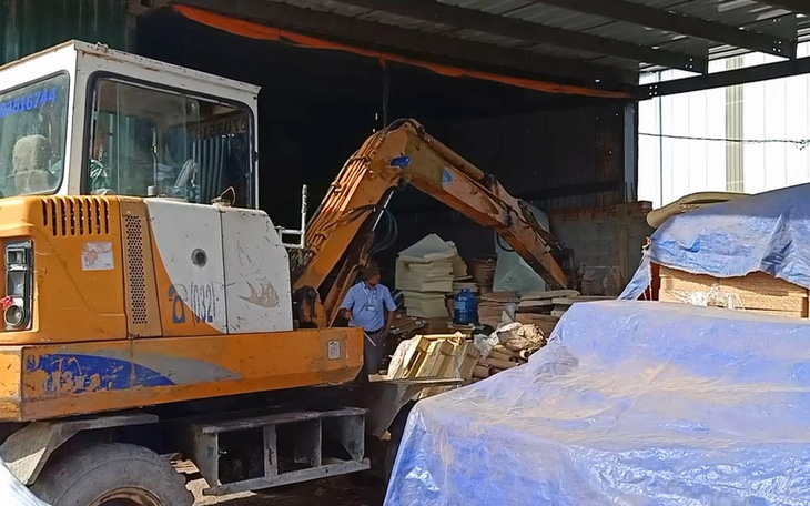 Cưỡng chế, tháo dỡ công trình vi phạm trong cụm công nghiệp Phước Tân