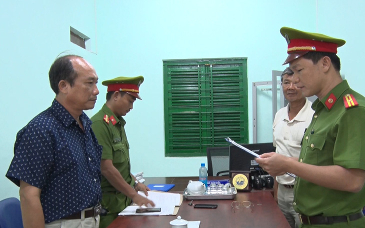 Nguyên phó chủ tịch huyện Đông Hòa tiếp tục bị khởi tố