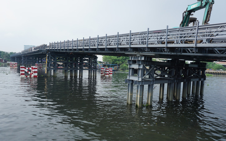 Từ 7h30 ngày 31-12, người dân có thể đi qua cầu sắt An Phú Đông thay phà