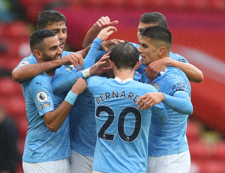 Walker ‘nã đại bác’ ghi bàn, Man City vượt ải Sheffield - Ảnh 1.