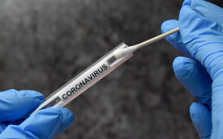 Người tham gia thử nghiệm vắcxin COVID-19 của Moderna và Pfizer gặp tác dụng phụ nặng