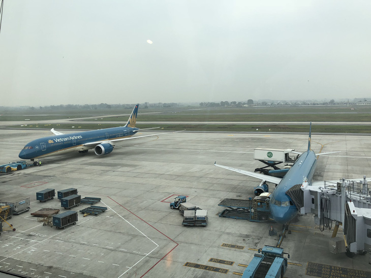 Sân bay Nội Bài mở cửa khai thác sớm hơn 30 phút - Ảnh 1.