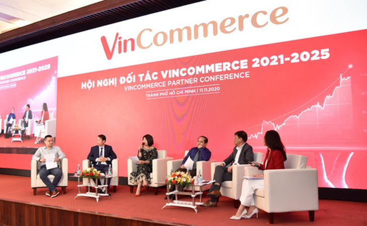 VinCommerce định hướng có hơn 300 siêu thị VinMart, gần 10.000 cửa hàng VinMart+ - Ảnh 2.