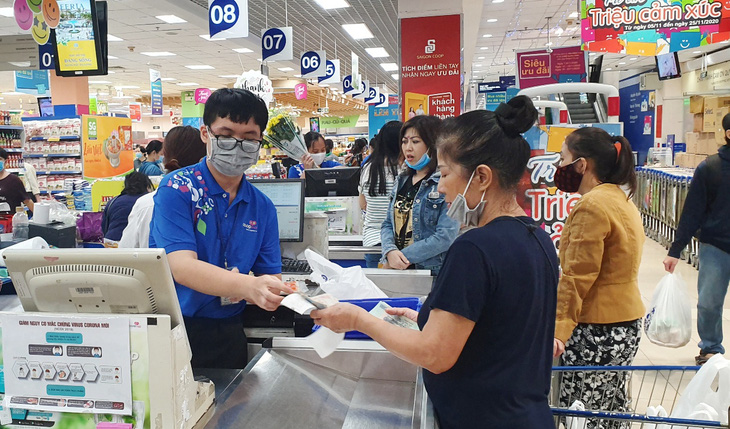 Cuối tuần mua sắm hàng chất lượng, giá cực rẻ tại chuỗi siêu thị lớn nhất Việt Nam - Ảnh 2.