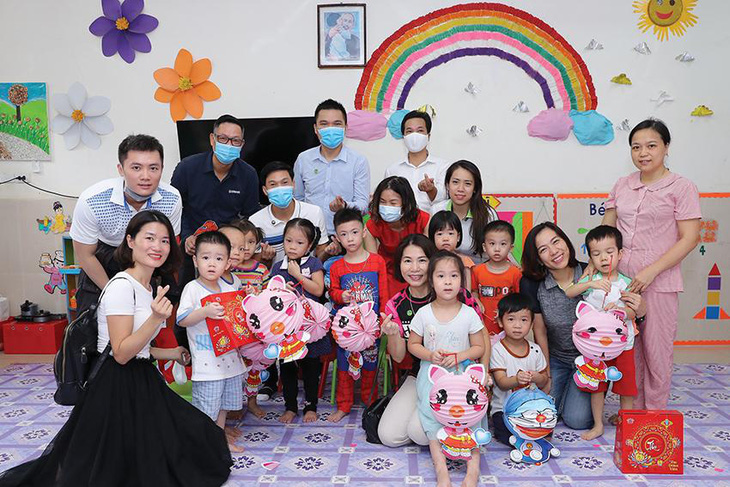 Herbalife Việt Nam tổ chức ngày hội Trung Thu cho các em nhỏ có hoàn cảnh khó khăn - Ảnh 2.