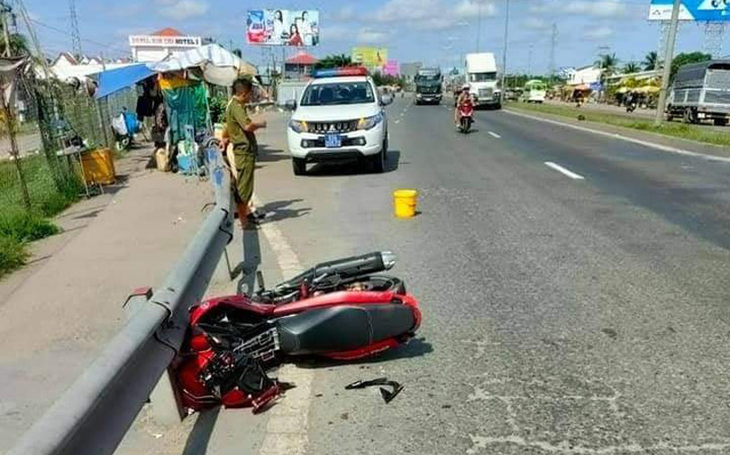 Truy tìm ôtô gây tai nạn làm chết người phụ nữ mang thai rồi bỏ trốn