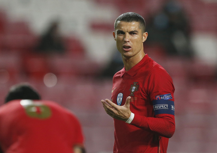 Ronaldo tịt ngòi, Bồ Đào Nha thua Pháp trên sân nhà - Ảnh 2.