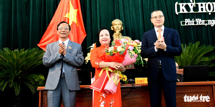 Phú Yên bầu bổ sung chủ tịch HĐND, chủ tịch và 2 phó chủ tịch UBND tỉnh - Ảnh 1.