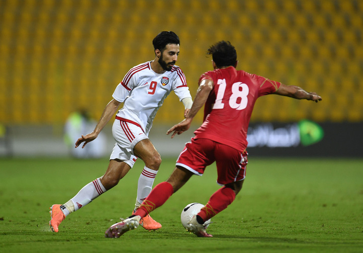 Cựu tuyển thủ UAE: ‘Sẽ rất bẽ mặt nếu chúng tôi bị loại khỏi vòng loại World Cup’ - Ảnh 1.