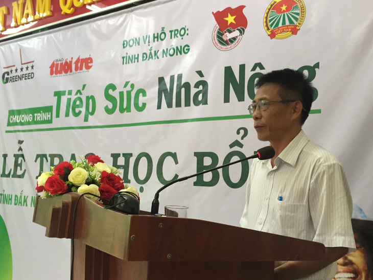 Hỗ trợ cha mẹ thoát nghèo, con vượt khó học giỏi - Ảnh 2.