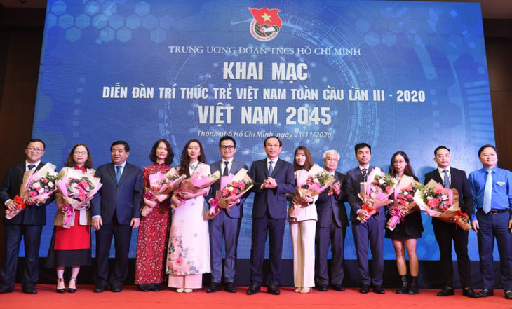 206 trí thức trẻ hội tụ với khát vọng ‘Việt Nam 2045’ - Ảnh 4.