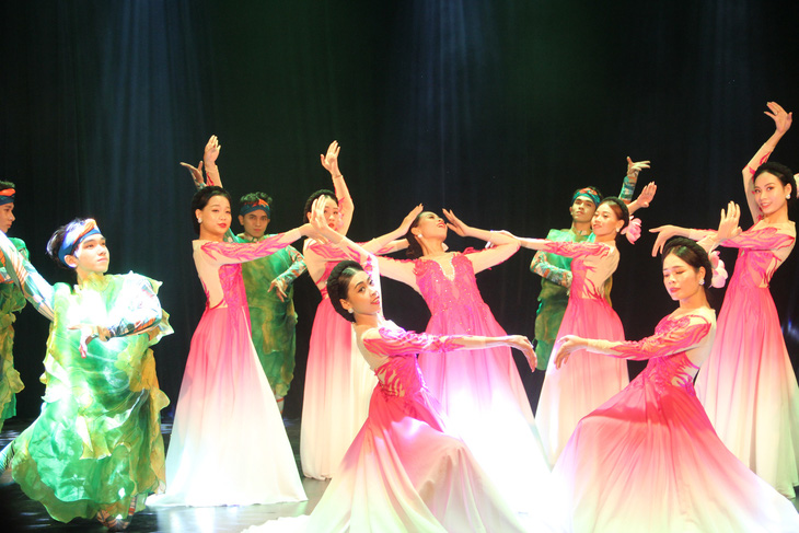 Khai mạc Liên hoan nghệ thuật múa TP.HCM mở rộng lần VI - 2020 - Ảnh 1.
