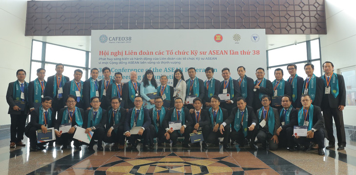 Thêm 44 kỹ sư EVNHCMC nhận Chứng chỉ kỹ sư chuyên nghiệp ASEAN - Ảnh 3.