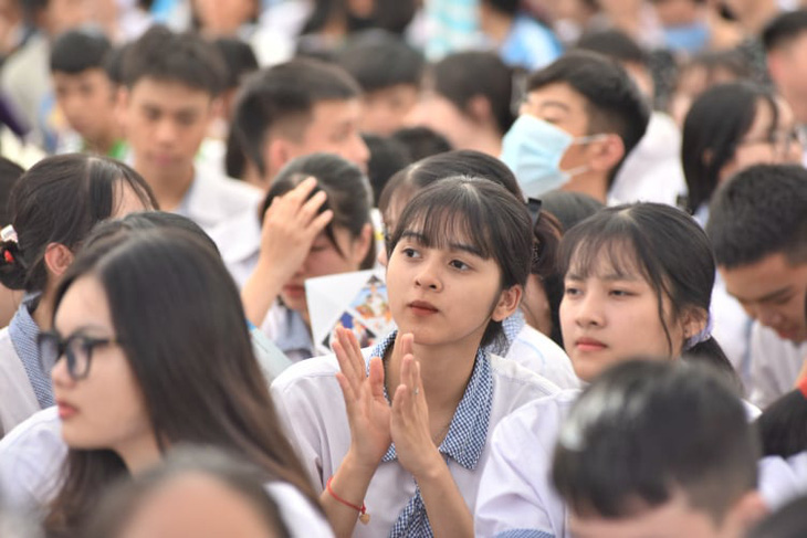 Nhiều cơ hội trúng tuyển đại học, cần cân nhắc lựa chọn đúng ngành - Ảnh 3.