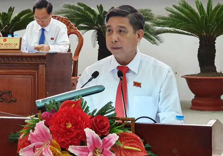Phê chuẩn ông Đồng Văn Thanh làm chủ tịch tỉnh Hậu Giang - Ảnh 1.