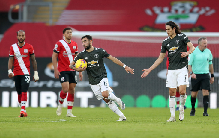 Cavani rực sáng khi vào sân, Man Utd thắng nghẹt thở Southampton - Ảnh 3.