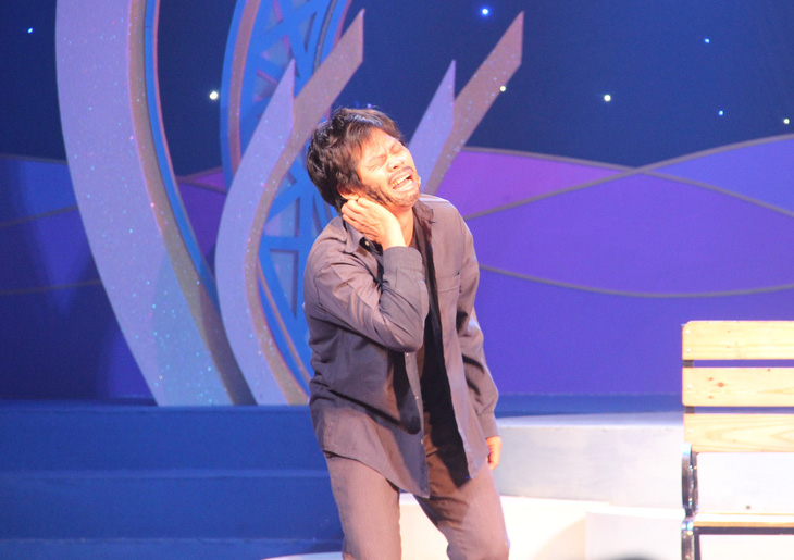 Trao 19 huy chương cho Tài năng diễn viên sân khấu cải lương Trần Hữu Trang năm 2020 - Ảnh 4.