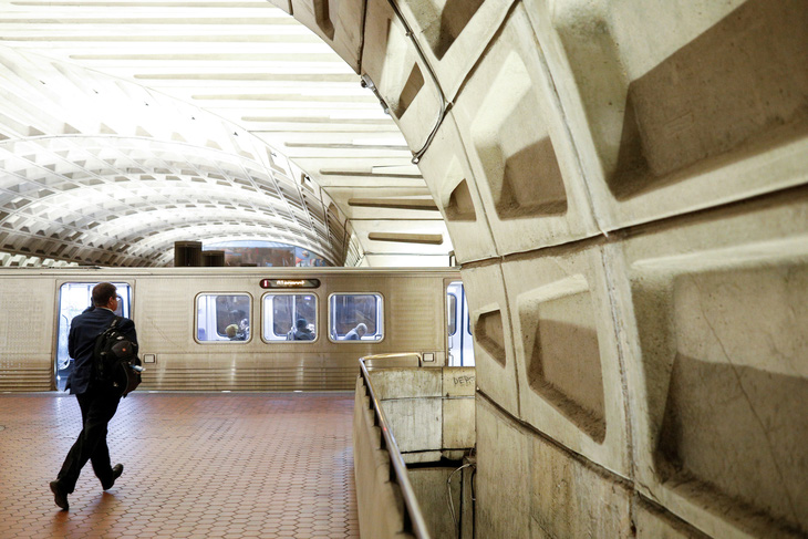 Người dân thủ đô Mỹ có thể không được đi tàu điện ngầm vào cuối tuần - Ảnh 1.