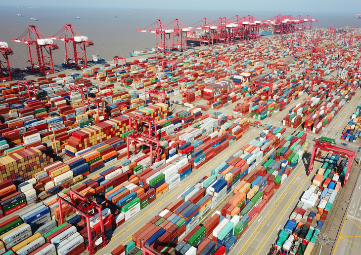 Chi phí vận tải biển tăng vọt do thiếu container ở châu Á - Ảnh 1.