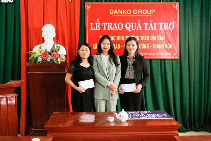 Danko Group trao Quỹ học bổng Danko cho các trường tại xã Quảng Giao, tỉnh Thanh Hóa - Ảnh 4.