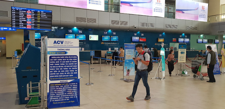 Sân bay Cam Ranh ngừng phát thanh thông báo chuyến bay từ ngày 16-11 - Ảnh 1.