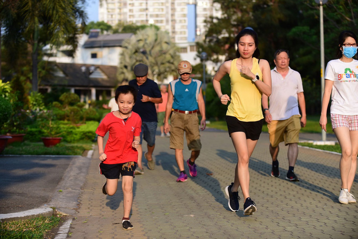 Cuộc sống yên bình là hạnh phúc lớn nhất của dân - Ảnh 1.